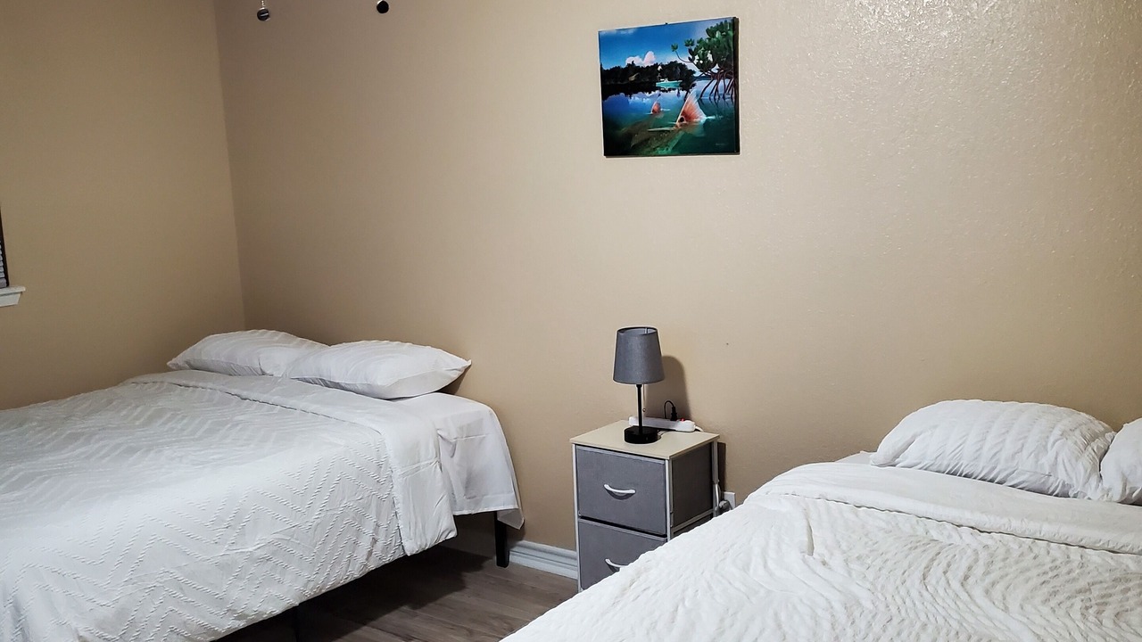 Photo of Bedroom in South Side