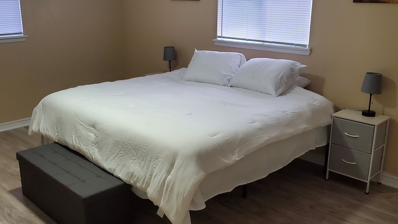 Photo of Bedroom in South Side