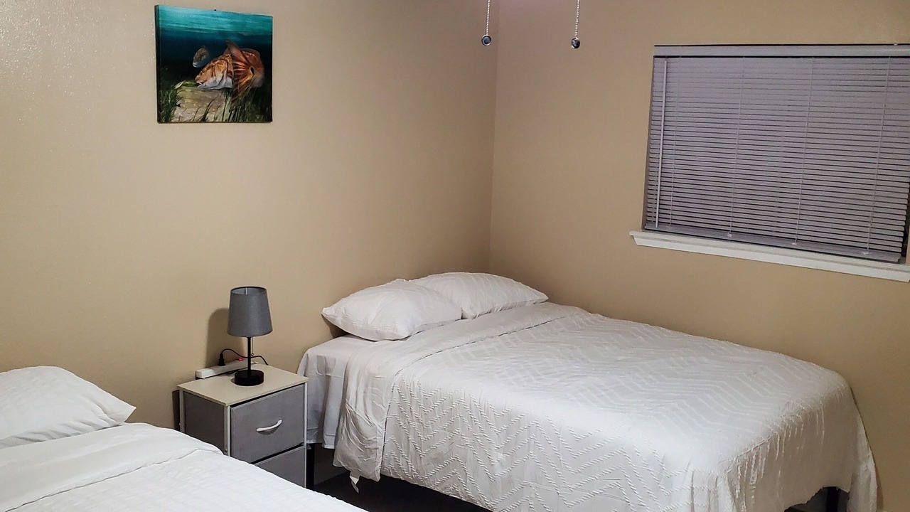Photo of Bedroom in South Side