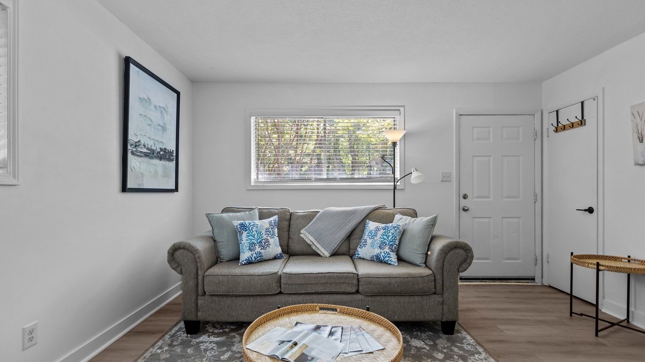 Photo of Livingroom in Chapel Hill