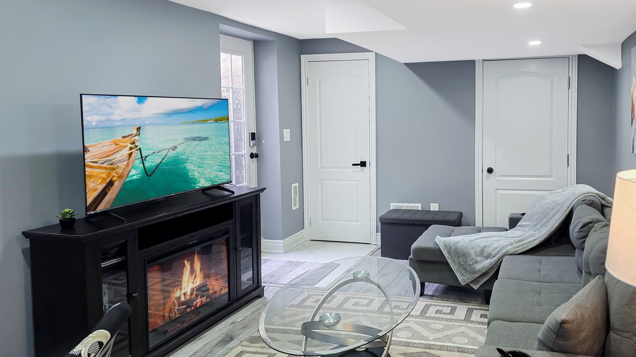 Photo of Livingroom in Milton
