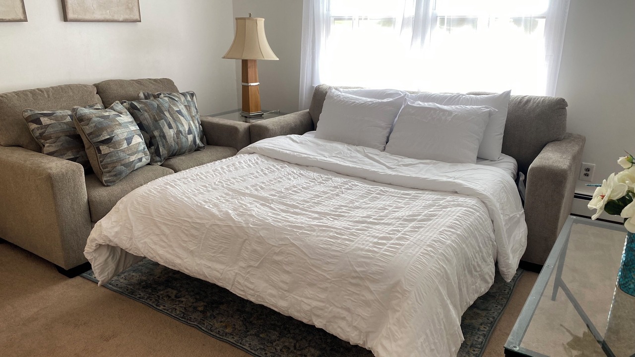 Photo of Bedroom in Belleville
