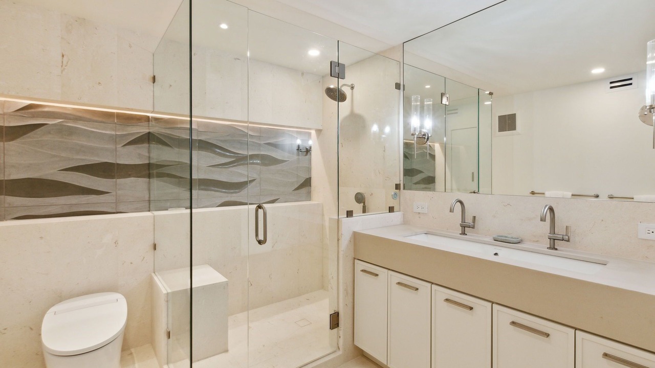 Photo of Bathroom in Fernandina Beach