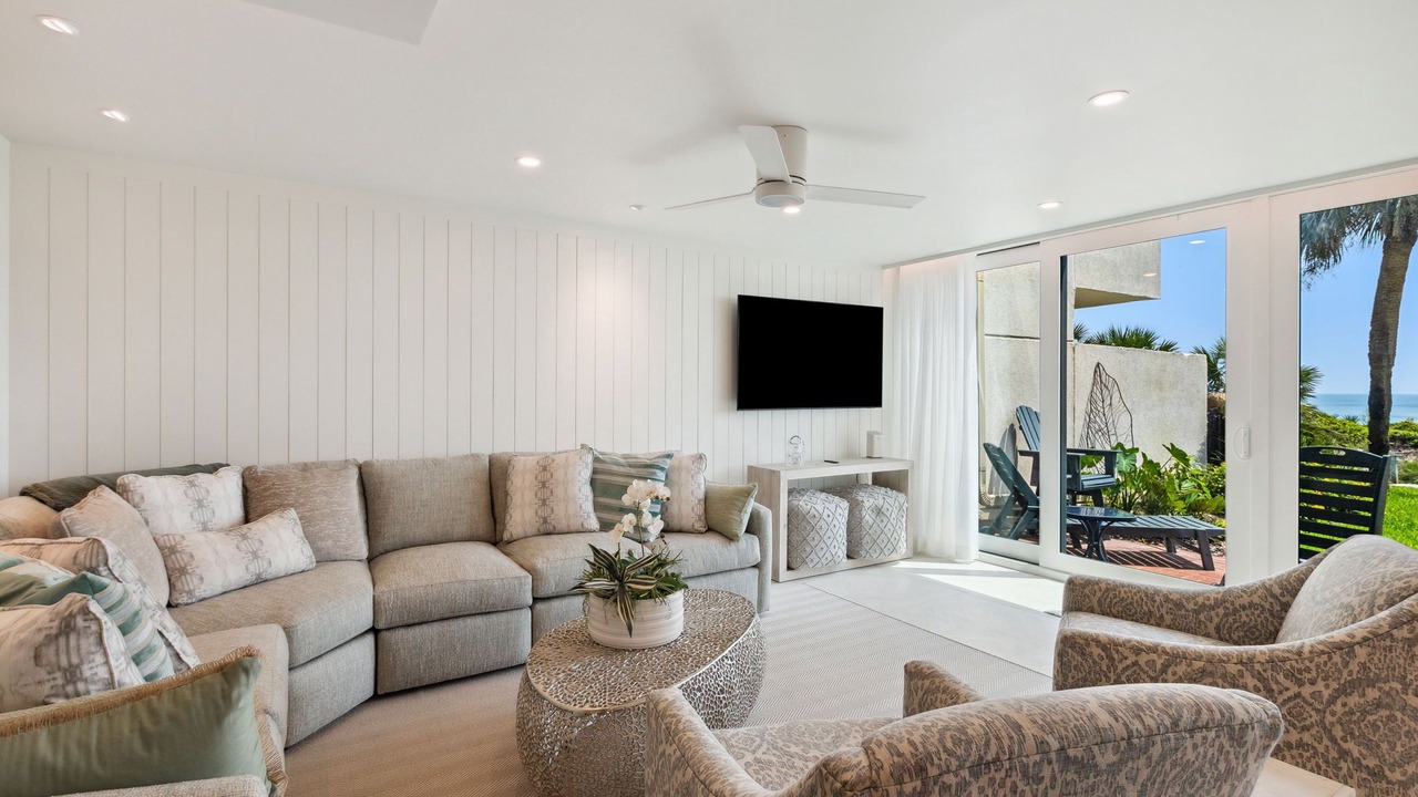 Photo of Livingroom in Fernandina Beach
