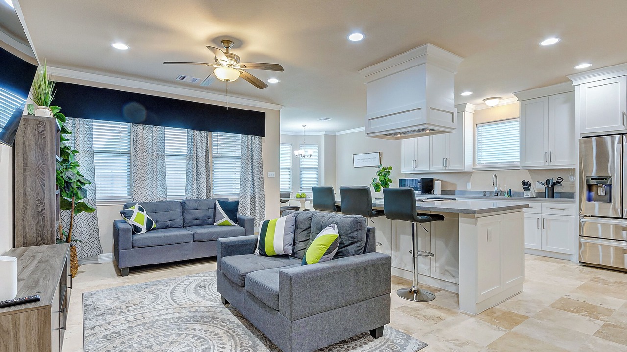 Photo of Livingroom in Central Southwest