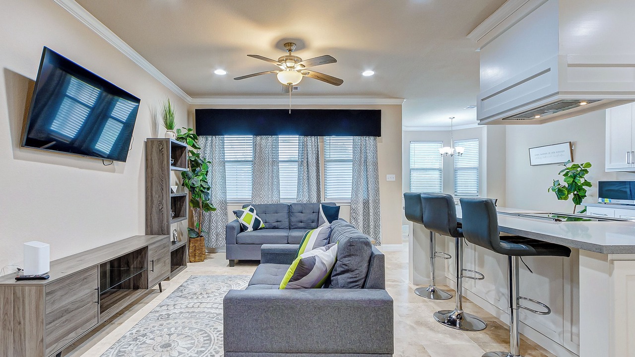 Photo of Livingroom in Central Southwest