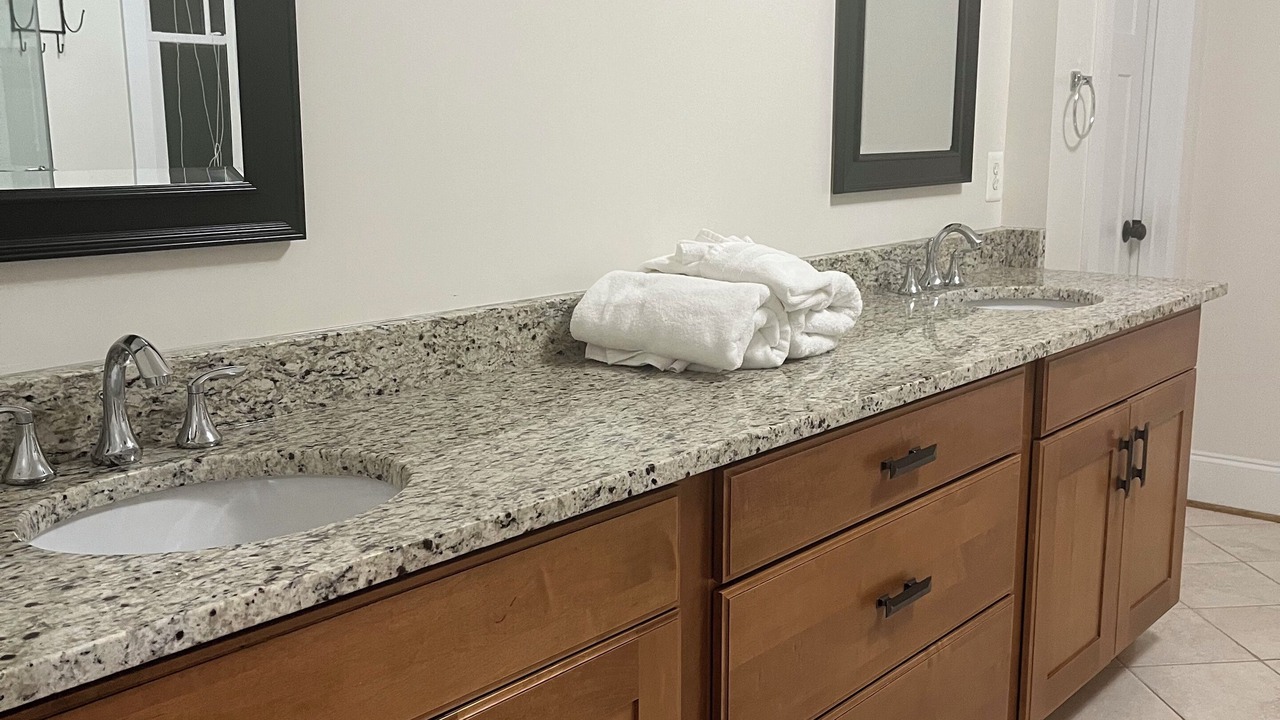 Photo of Bathroom in Addison Heights