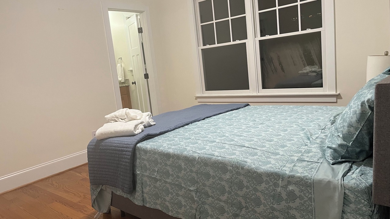 Photo of Bedroom in Addison Heights