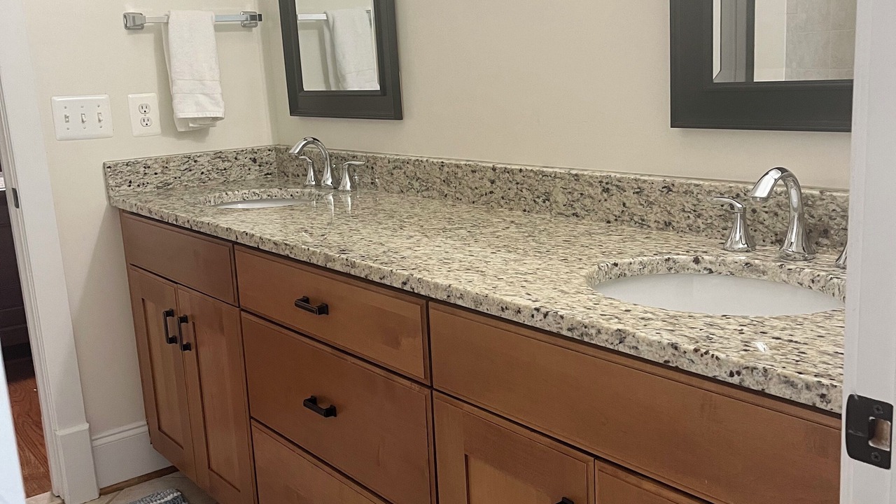 Photo of Bathroom in Addison Heights