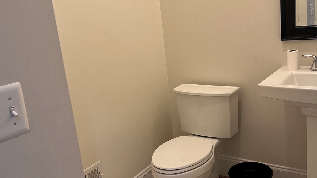 Photo of Bathroom in Addison Heights
