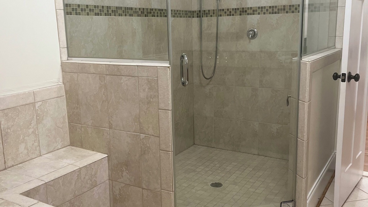 Photo of Bathroom in Addison Heights