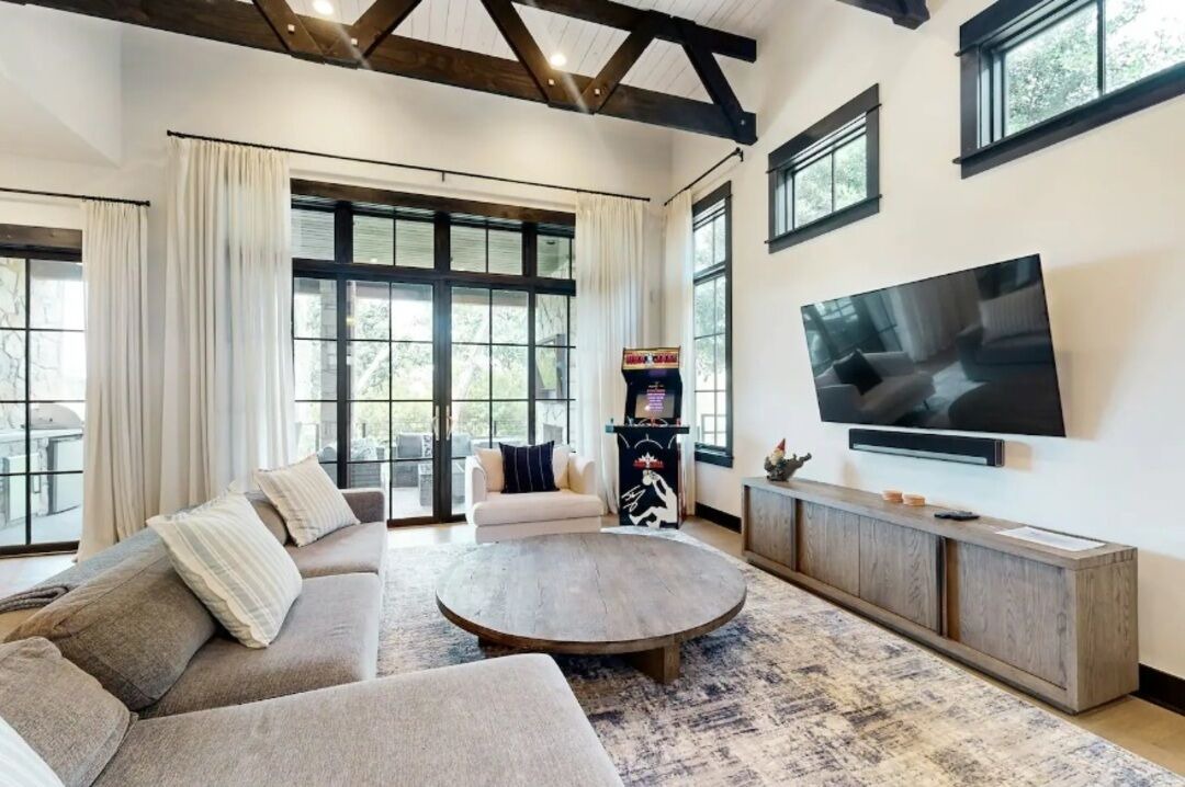 Photo of Livingroom in Spicewood