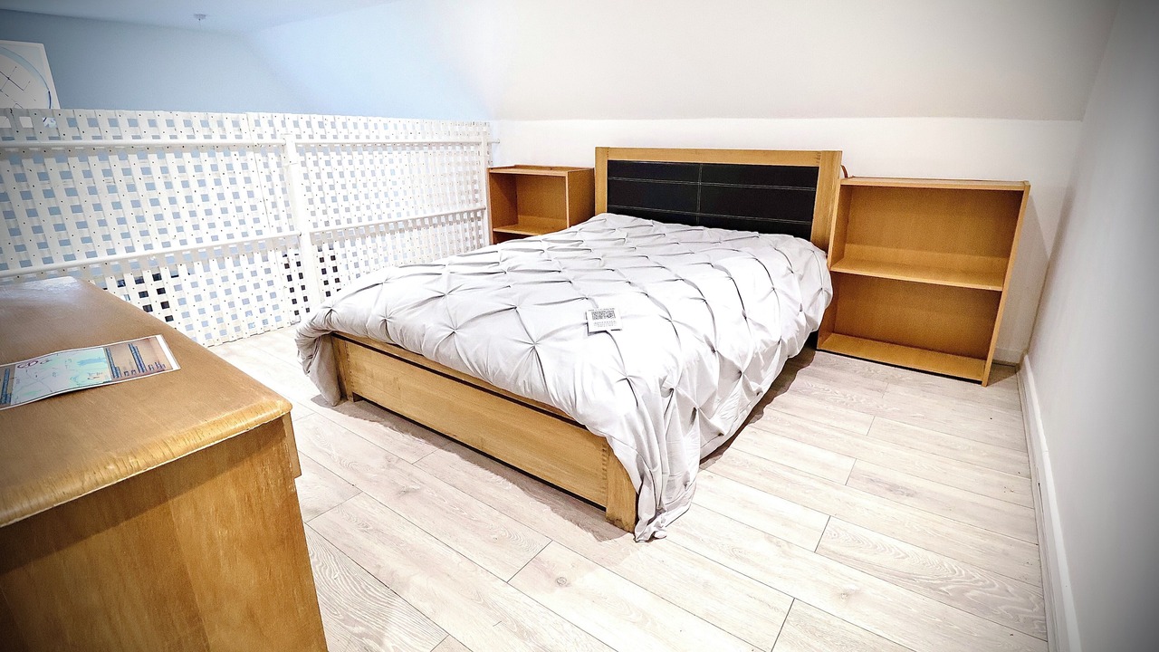 Photo of Bedroom in Greenhithe