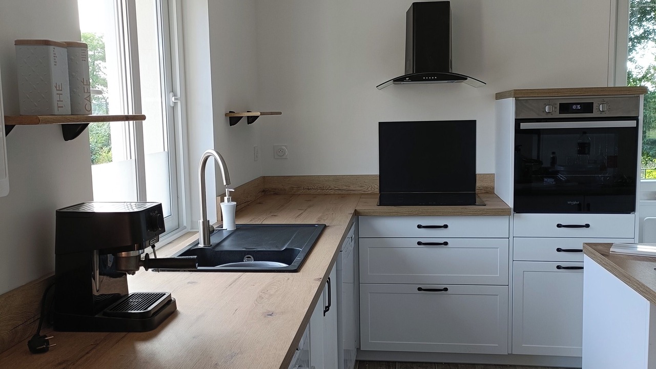 Photo of Kitchen in Neuville-sur-Sarthe