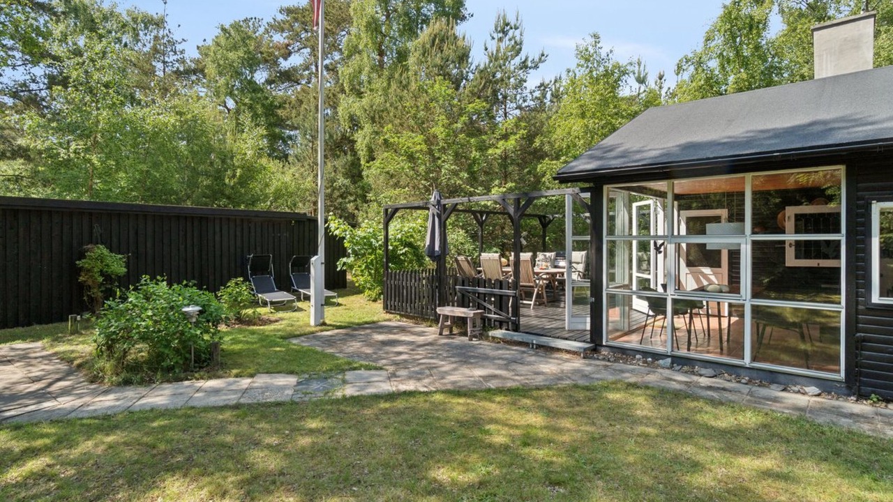 Photo of Others in Pedersker