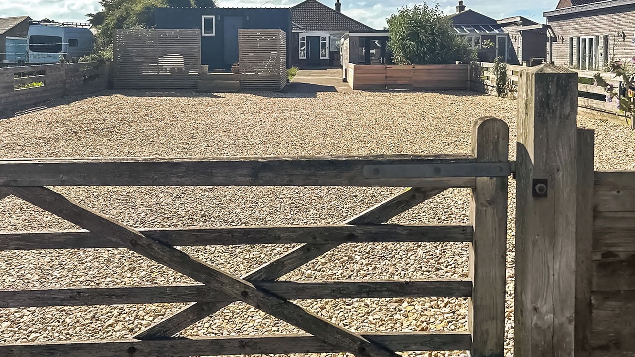 Photo of Outdoor in Pagham