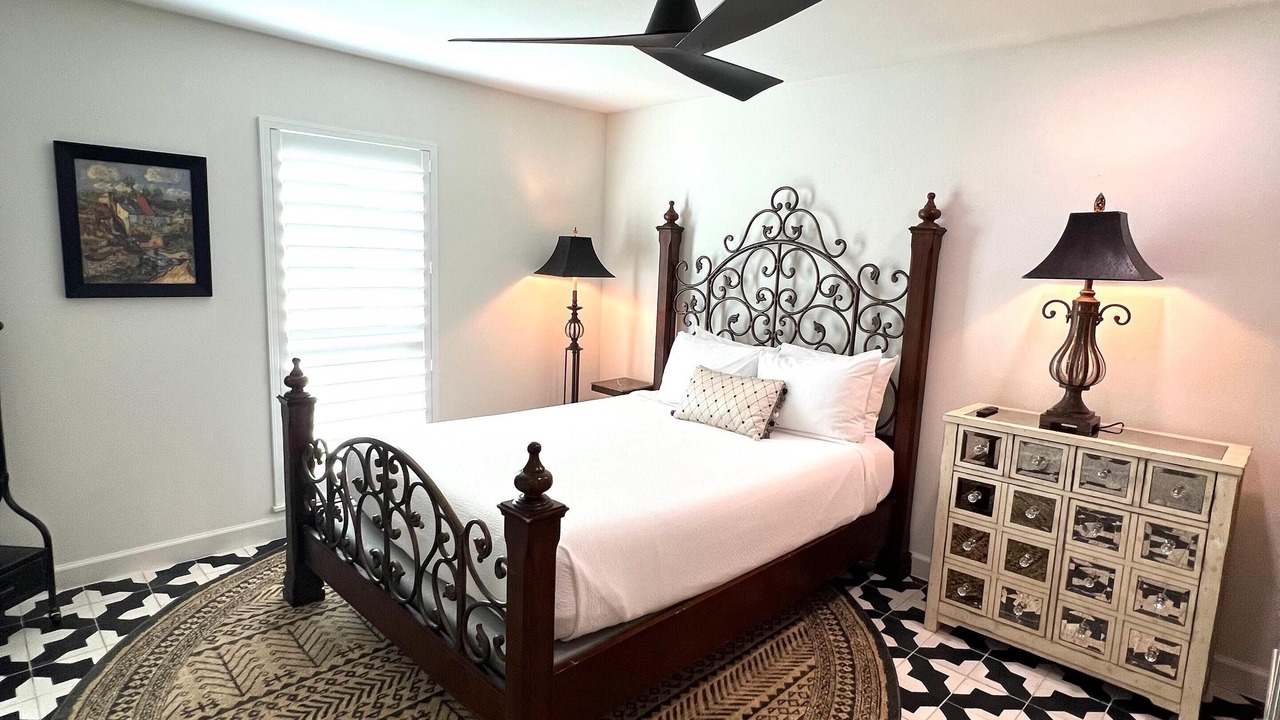Photo of Bedroom in Del Mar