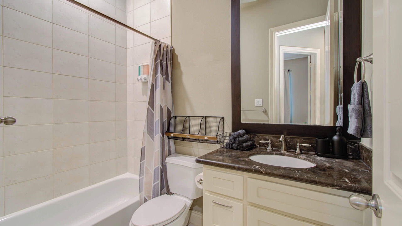 Photo of Bathroom in South Central Houston