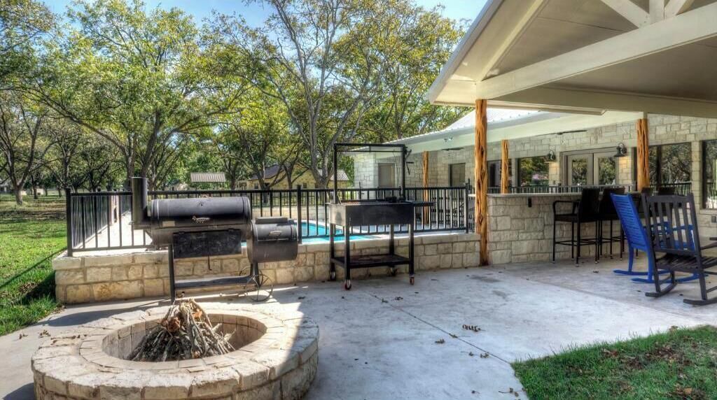 Photo of Patio Balcony in Leakey
