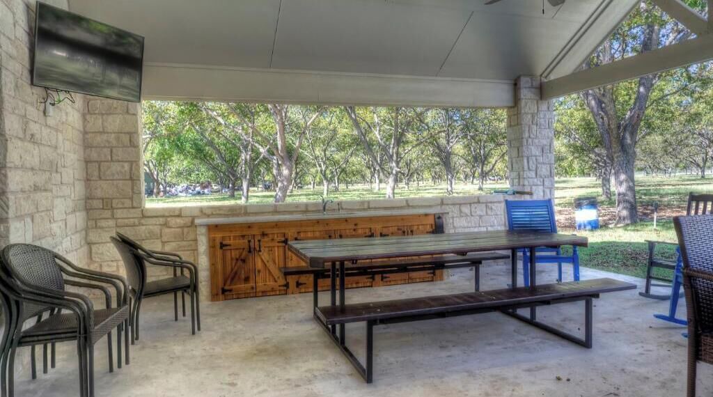 Photo of Outdoor in Leakey