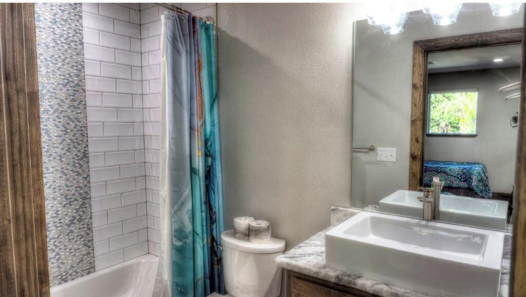 Photo of Bathroom in Leakey