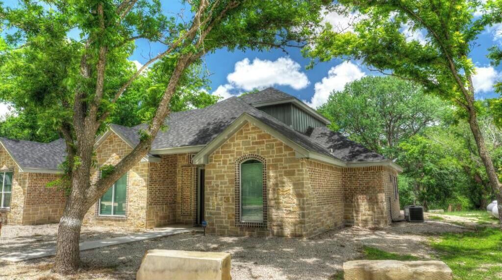 Photo of Outdoor in Leakey