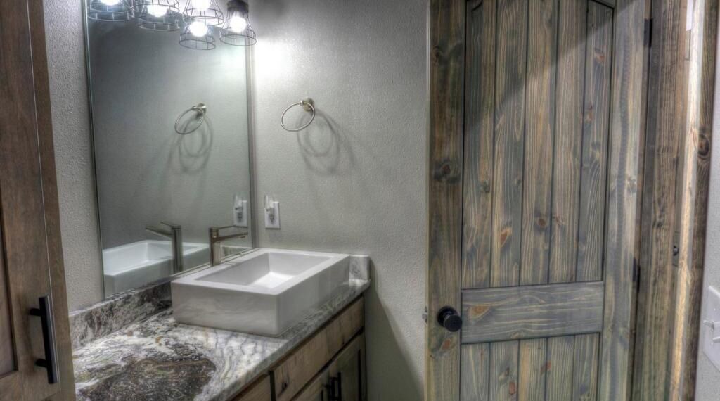 Photo of Bathroom in Leakey
