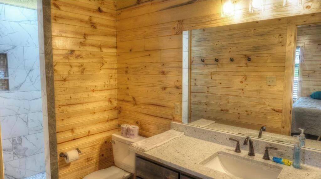 Photo of Bathroom in Leakey