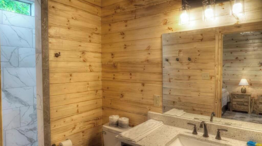 Photo of Bathroom in Leakey
