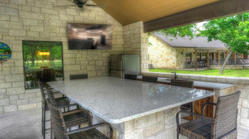 Photo of Outdoor in Leakey