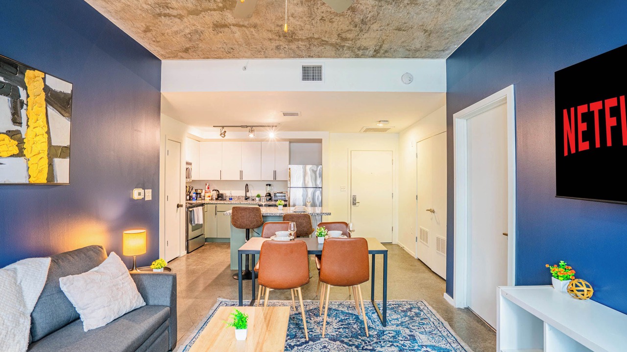 Photo of Livingroom in Evans Churchill