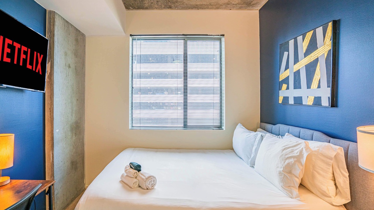 Photo of Bedroom in Evans Churchill