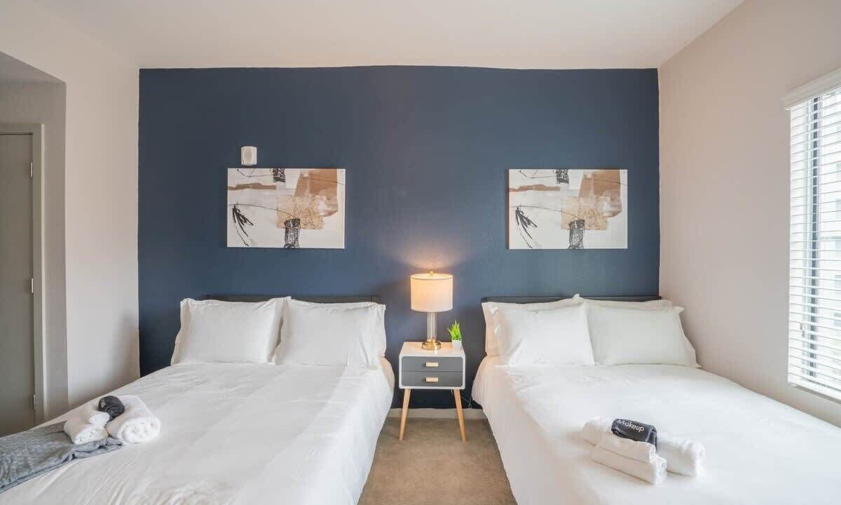 Photo of Bedroom in Evans Churchill