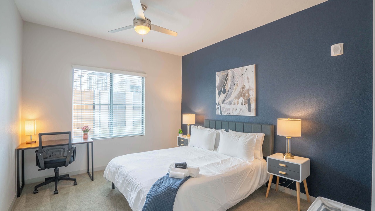 Photo of Bedroom in Evans Churchill