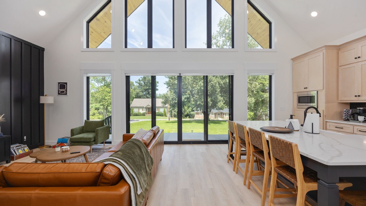 Photo of Livingroom in Scottsville