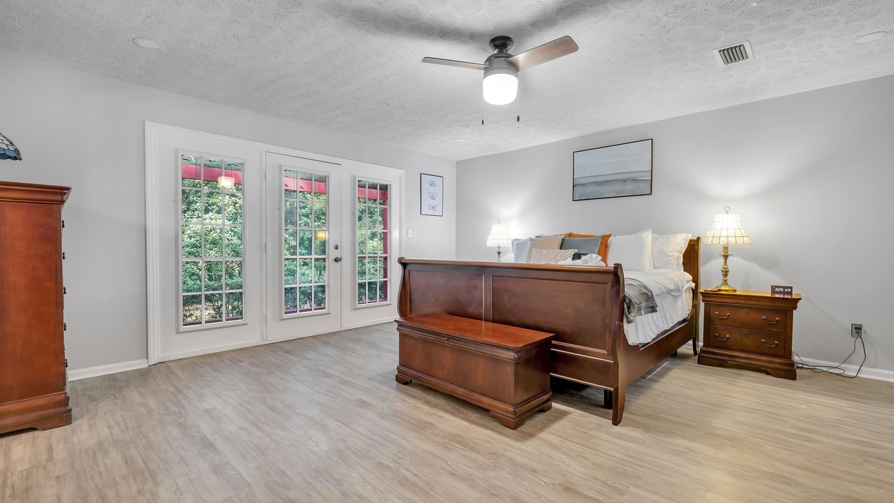 Photo of Others in Tallahassee