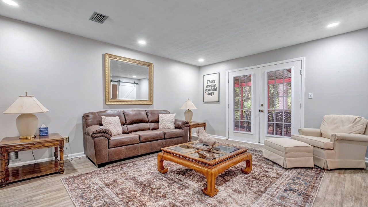 Photo of Others in Tallahassee