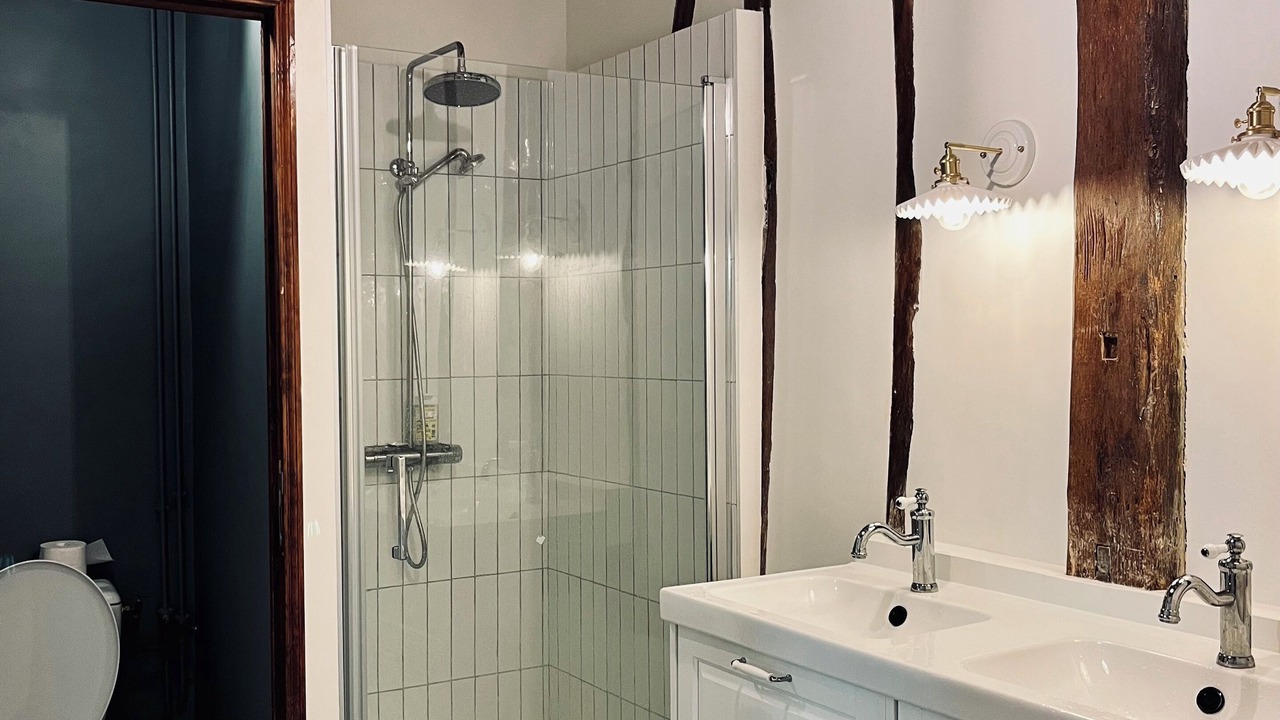 Photo of Bathroom in Noyers