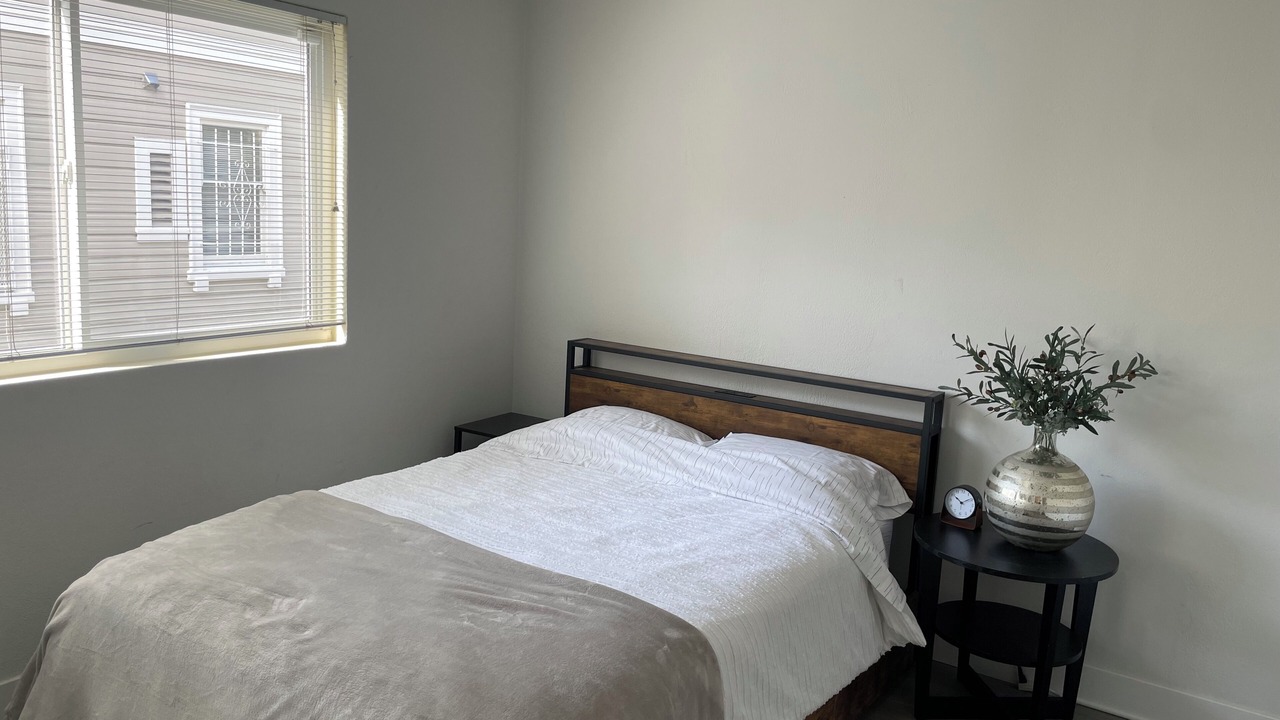 Photo of Bedroom in Nob Hill