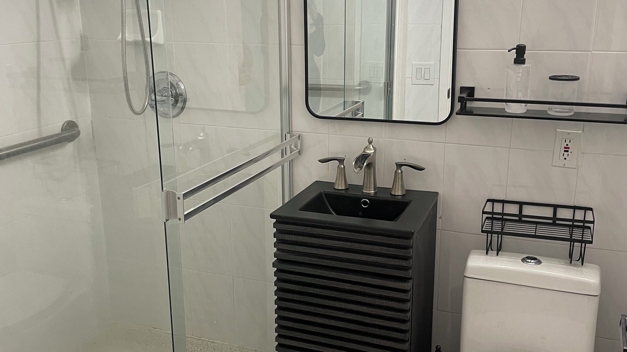 Photo of Bathroom in Nob Hill
