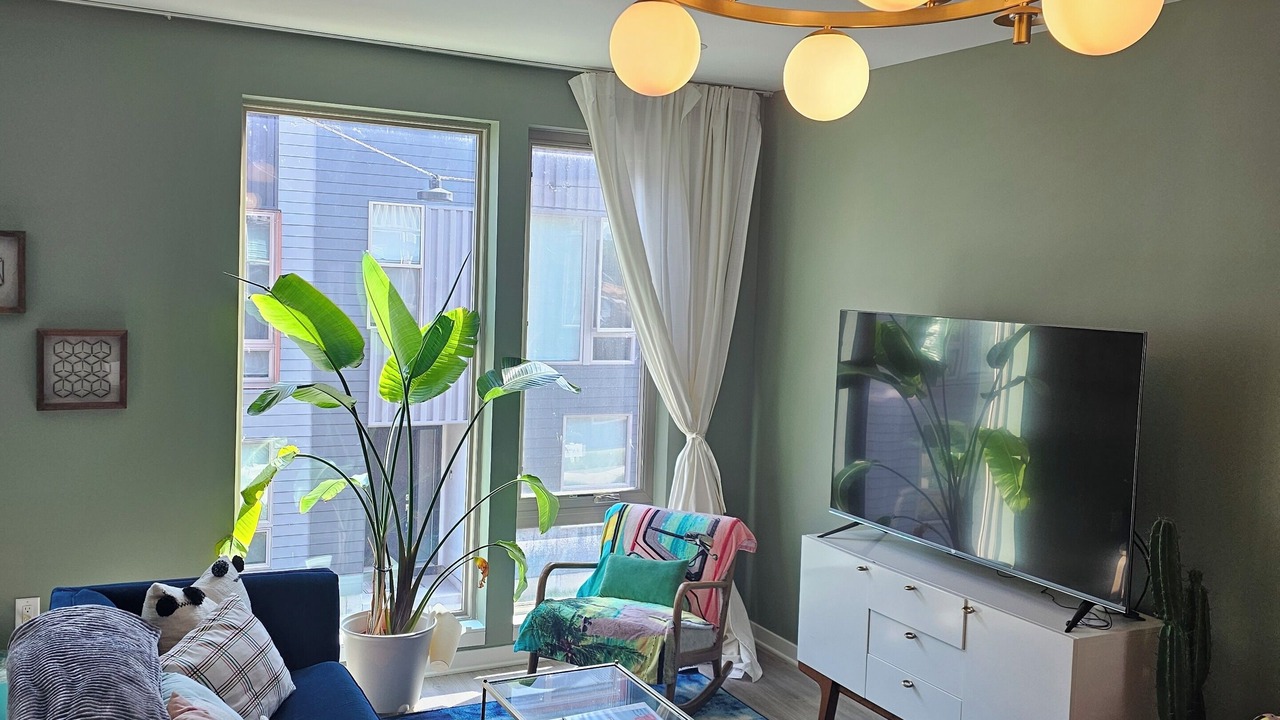 Photo of Livingroom in Olde Richmond