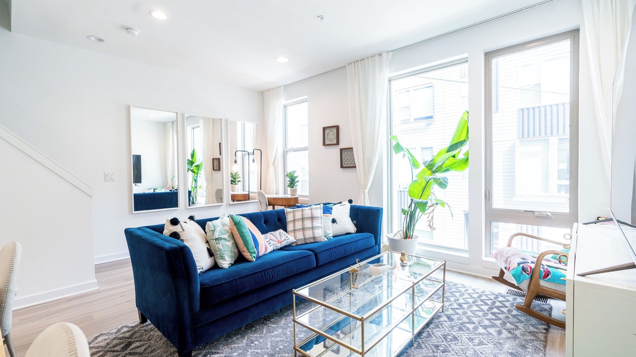 Photo of Livingroom in Olde Richmond