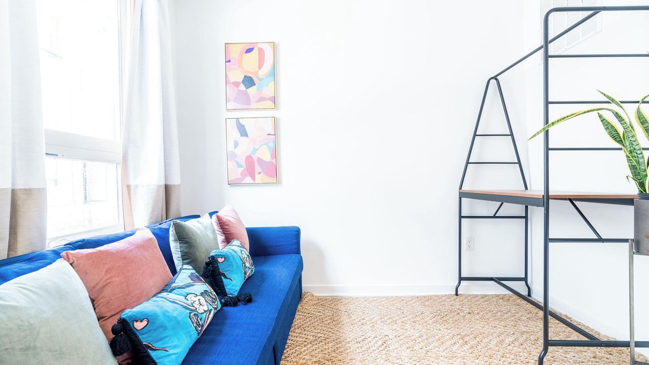 Photo of Livingroom in Olde Richmond