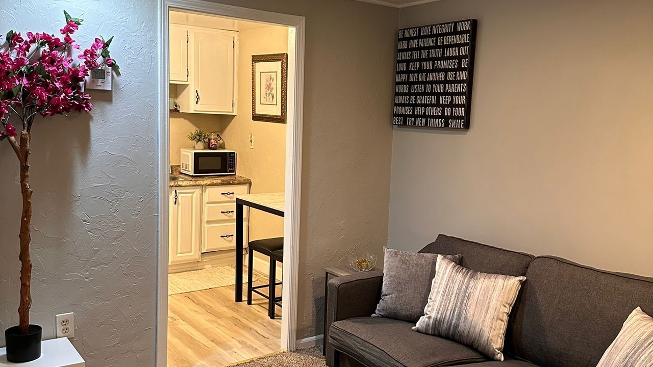 Photo of Livingroom in Garfield Heights
