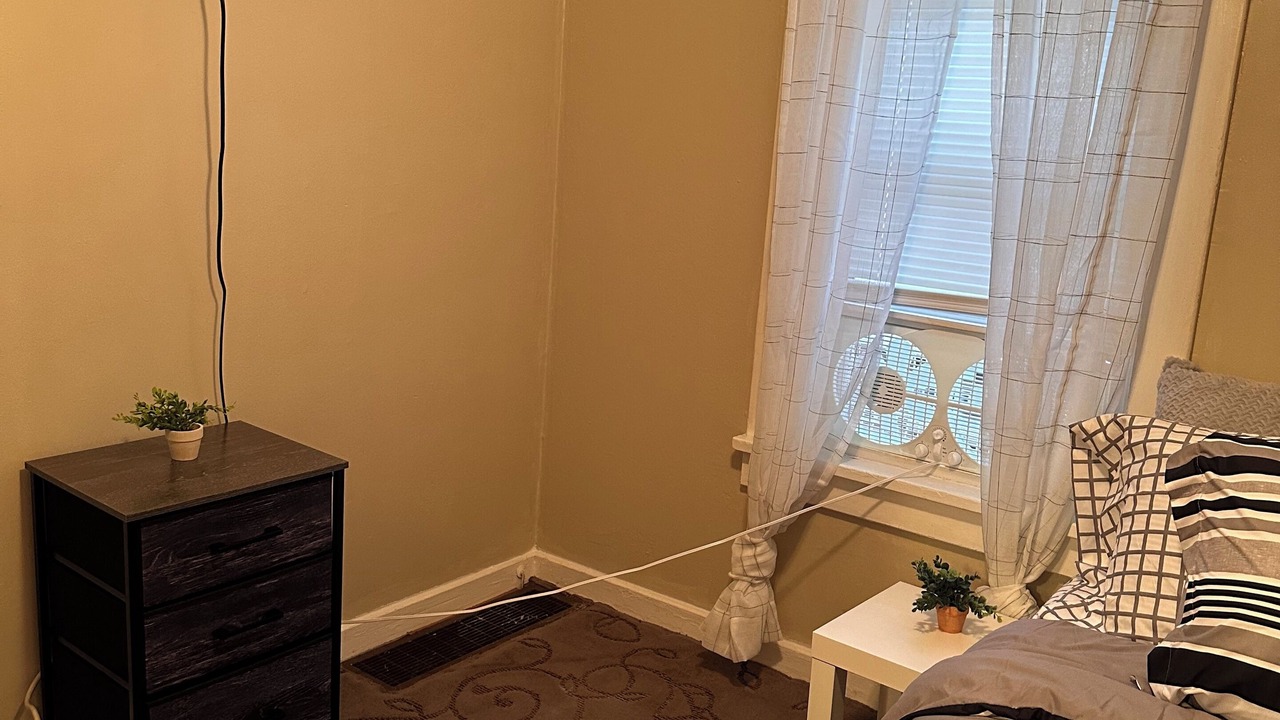 Photo of Bedroom in Garfield Heights