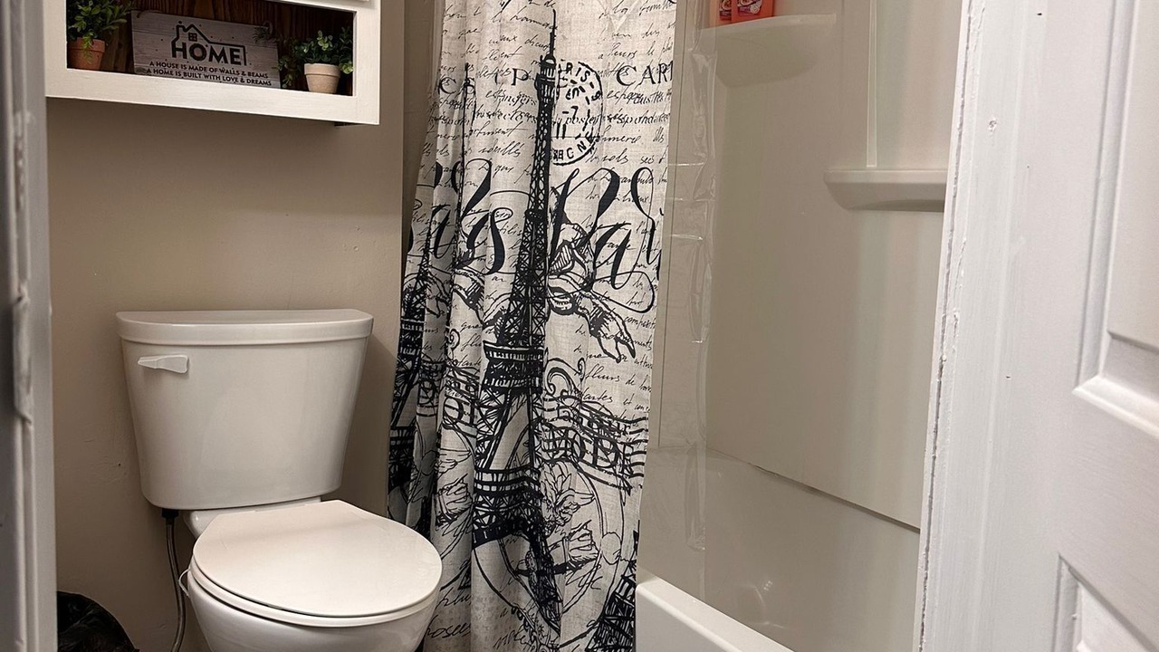 Photo of Bathroom in Garfield Heights