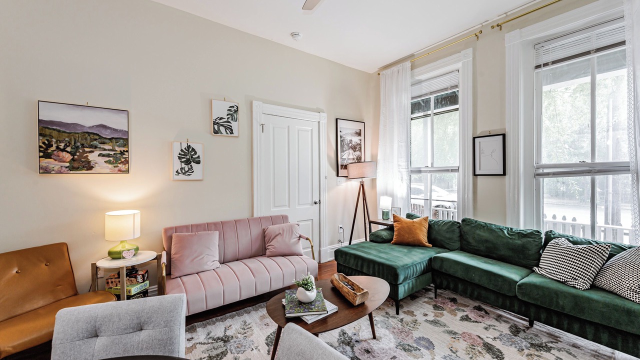 Photo of Livingroom in Jackson Ward