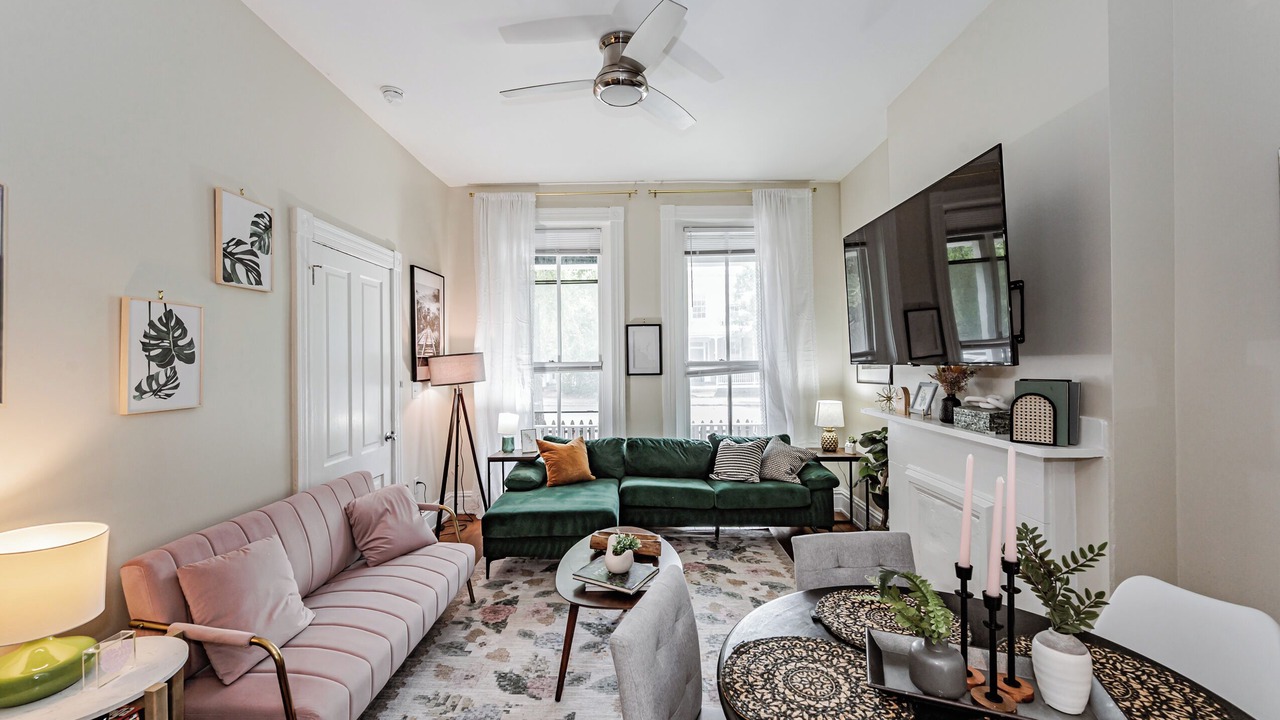 Photo of Livingroom in Jackson Ward