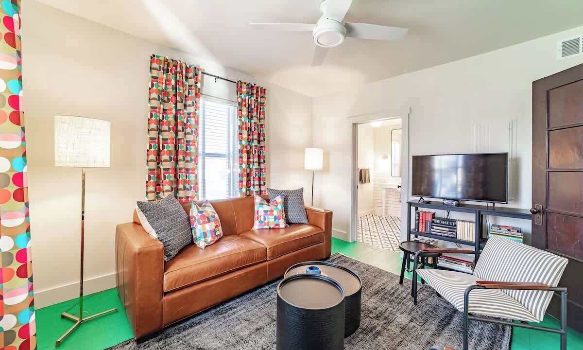 Photo of Livingroom in Three Oaks