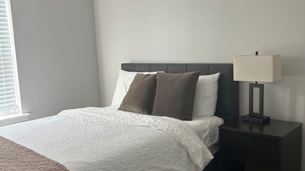 Photo of Bedroom in South Arlington